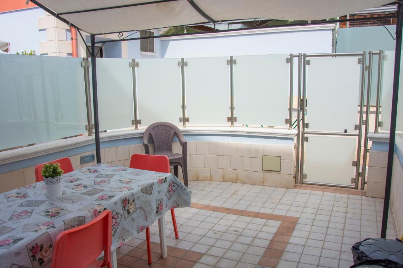 B&B Domus Del Sole Siponto Luaran gambar
