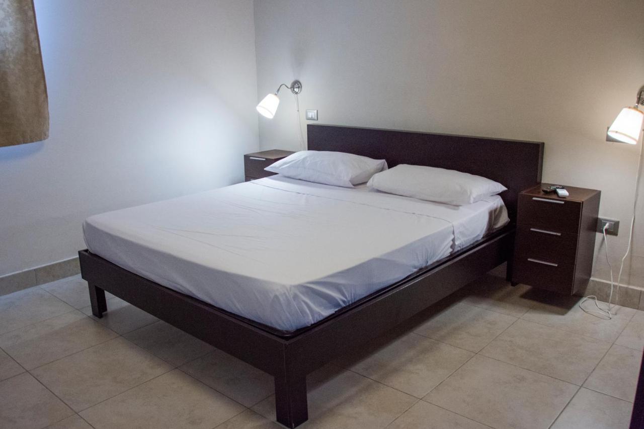 B&B Domus Del Sole Siponto Luaran gambar