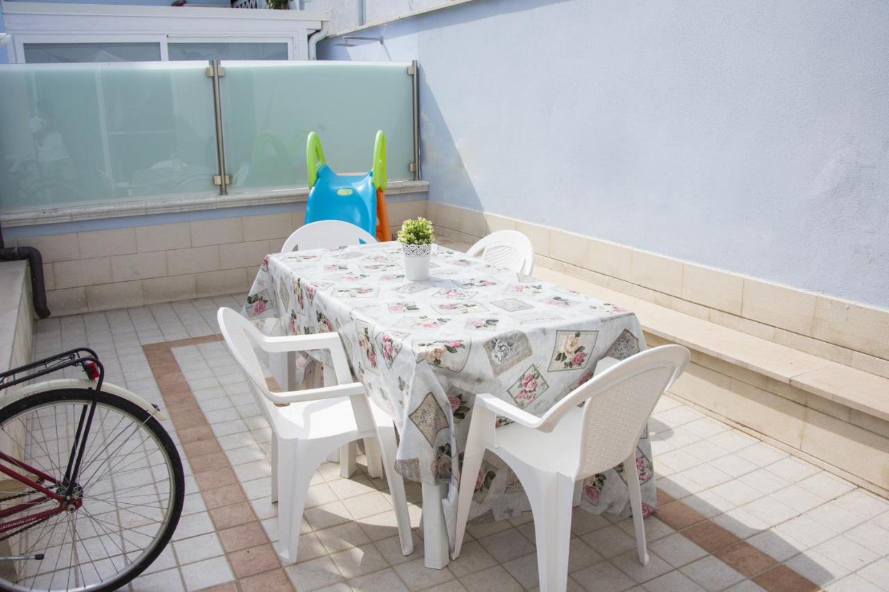 B&B Domus Del Sole Siponto Luaran gambar
